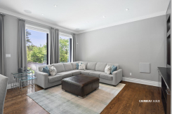 60 Munro Blvd