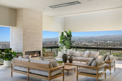 10445 Wilshire Blvd Penthouse