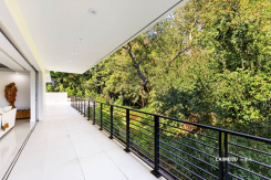 1124 Summit Dr.
