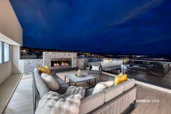 12 Rainbow Point Place