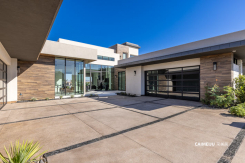 12 Rainbow Point Place