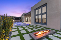 10907 Rossa Peak Ave