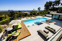 1320 Beverly Grove Pl