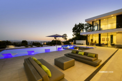 1320 Beverly Grove Pl