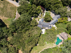 211 Winding WAY