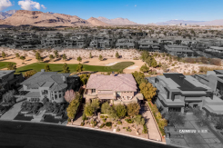 30 Meadowhawk Lane