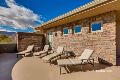 30 Meadowhawk Lane
