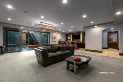 30 Meadowhawk Lane