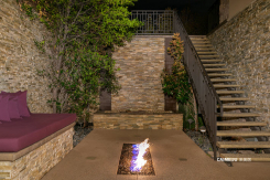 30 Meadowhawk Lane