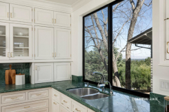 36 Mansion Ct
