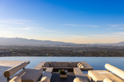 3 Heavens Edge Court