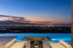 3 Heavens Edge Court