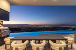 3 Heavens Edge Court