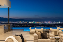 3 Heavens Edge Court