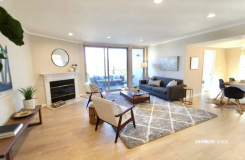439 N Doheny Dr. 302