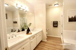 439 N Doheny Dr. 302