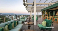 439 N Doheny Dr. 302