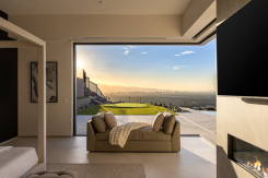 563 Grand Rim Drive