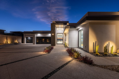 563 Grand Rim Drive