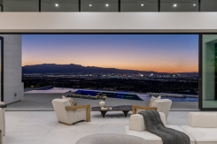 563 Grand Rim Drive
