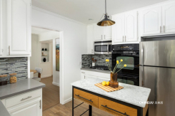 564 Fremont St