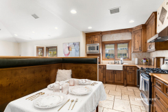 7229 Mira Vista Street