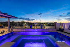 743 Glowing Horizon Street