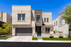 767 Glowing Horizon Street
