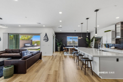 767 Glowing Horizon Street