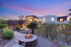 47 Soaring Bird Court