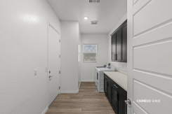 977 Woodburn Lane