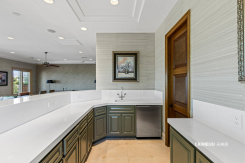 9801 Orient Express Court