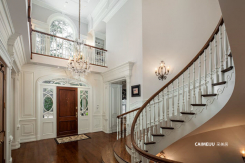 99 James Ave