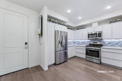 5253 Vantage Ave 202