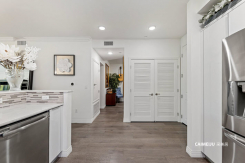 5253 Vantage Ave 202