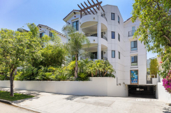 5253 Vantage Ave 202