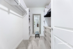 5253 Vantage Ave 202