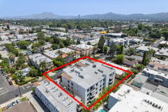 5253 Vantage Ave 202