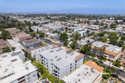 5253 Vantage Ave 202