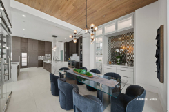 12 Rainbow Point Place