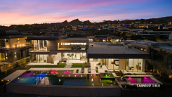 12 Rainbow Point Place