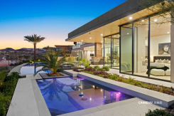 12 Rainbow Point Place