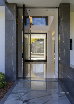 1029 Hanover Dr.
