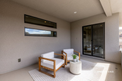 1 Garden Shadow Lane