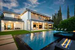 6312 Mirror Lake Dr
