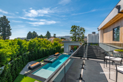 6312 Mirror Lake Dr