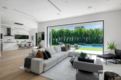 6312 Mirror Lake Dr