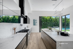 6312 Mirror Lake Dr