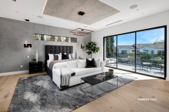 6312 Mirror Lake Dr