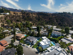 6312 Mirror Lake Dr